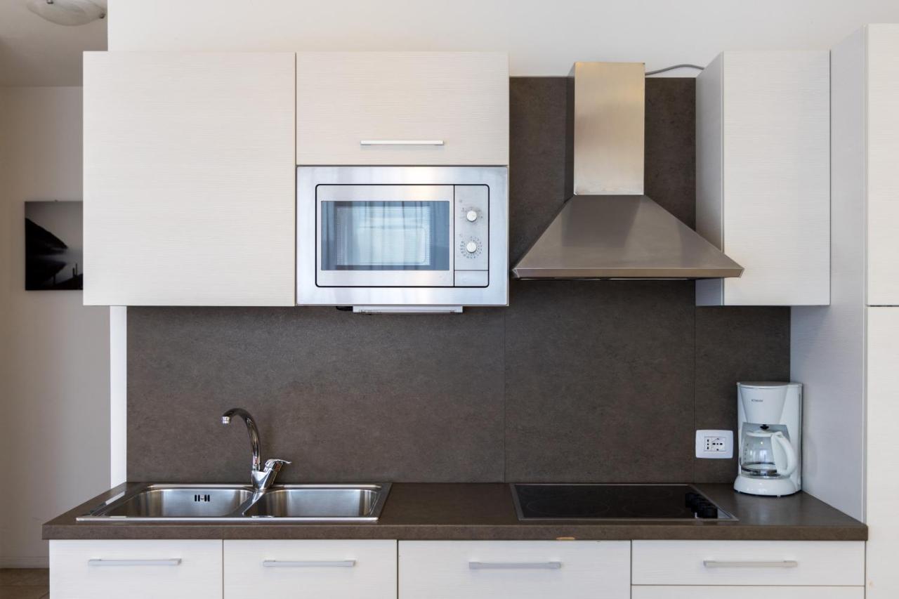 Residence La Corte Danese Торри-дель-Бенако Экстерьер фото