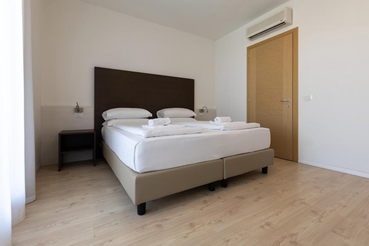 Residence La Corte Danese Торри-дель-Бенако Экстерьер фото