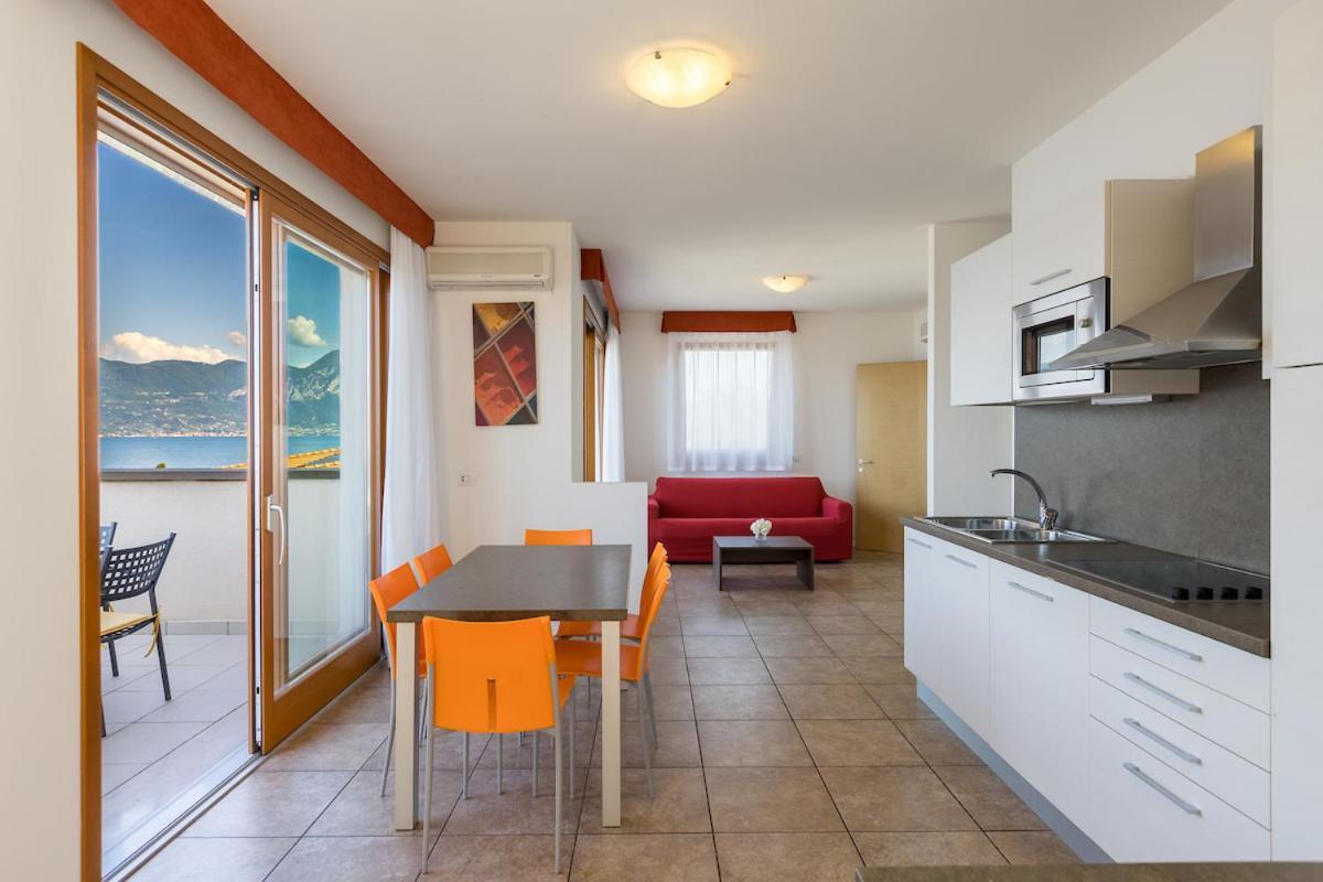 Residence La Corte Danese Торри-дель-Бенако Экстерьер фото
