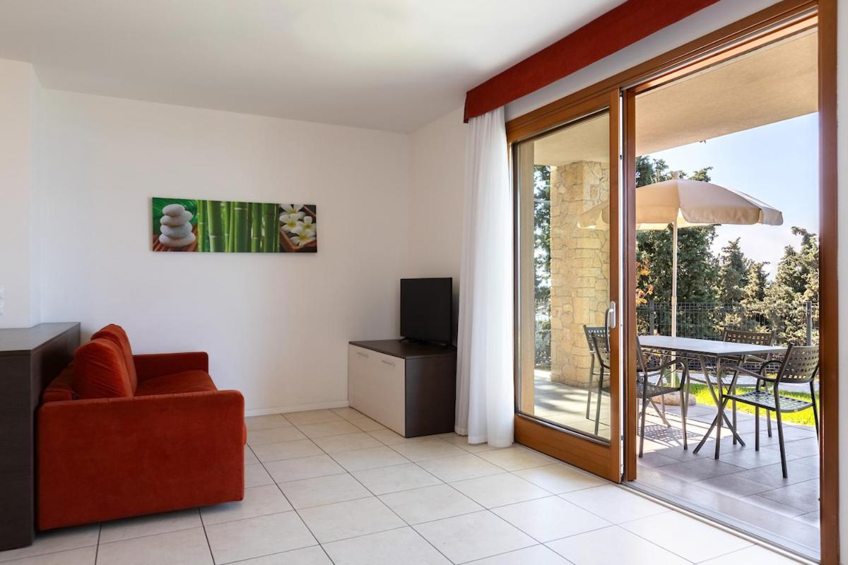 Residence La Corte Danese Торри-дель-Бенако Экстерьер фото