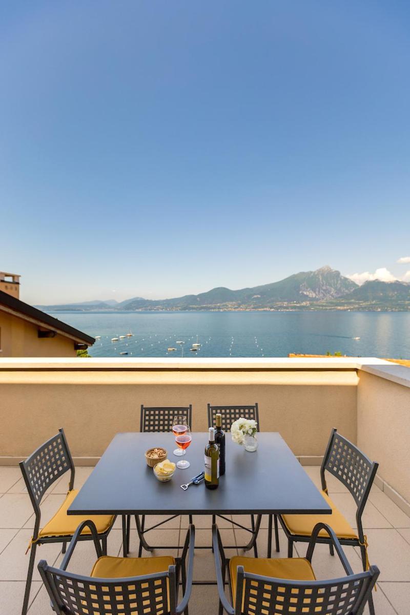 Residence La Corte Danese Торри-дель-Бенако Экстерьер фото